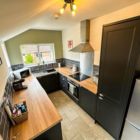 Cecil House - Stylish 2-Bed, Sleeps 5 Guests, Free Parking, Close To Cathedral, Bars & Restaurants Lincoln Exterior foto