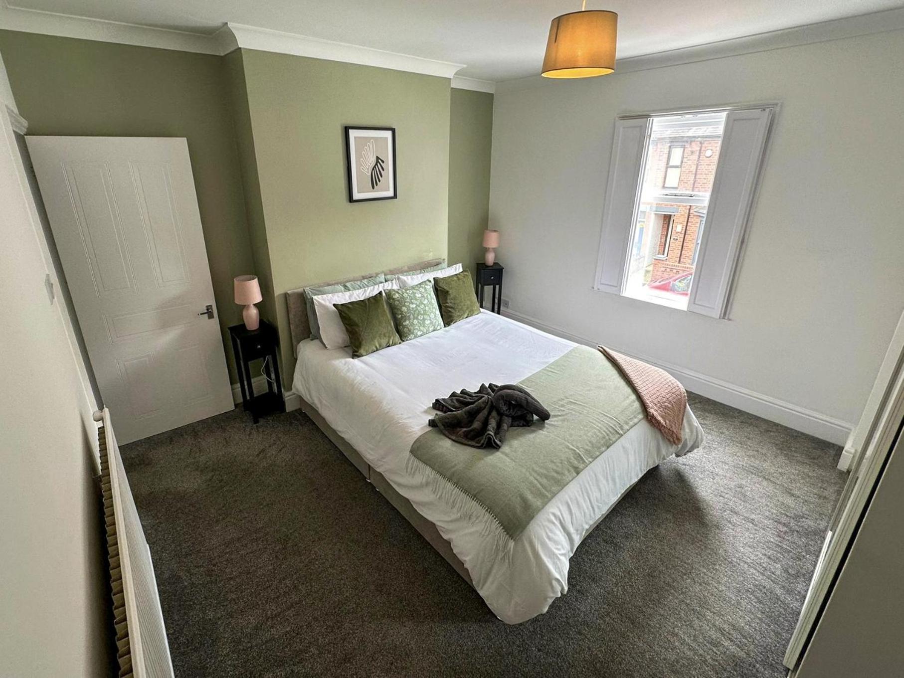 Cecil House - Stylish 2-Bed, Sleeps 5 Guests, Free Parking, Close To Cathedral, Bars & Restaurants Lincoln Exterior foto